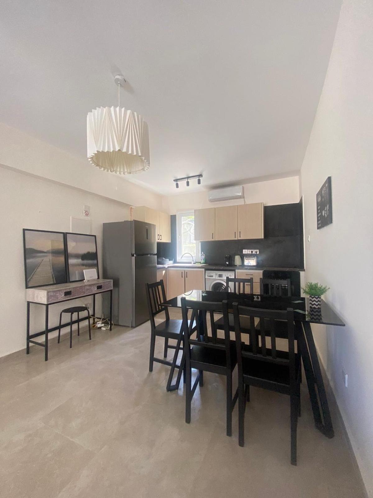 Mari House-Close To The Beach Paphos Bagian luar foto